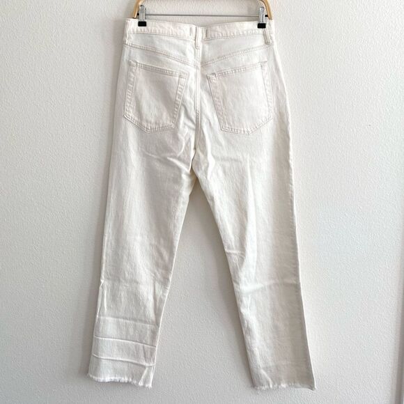 NWT Abercrombie Ultra High Rise Straight Leg Stone Wash Button Fly 31 short - Picture 4 of 12